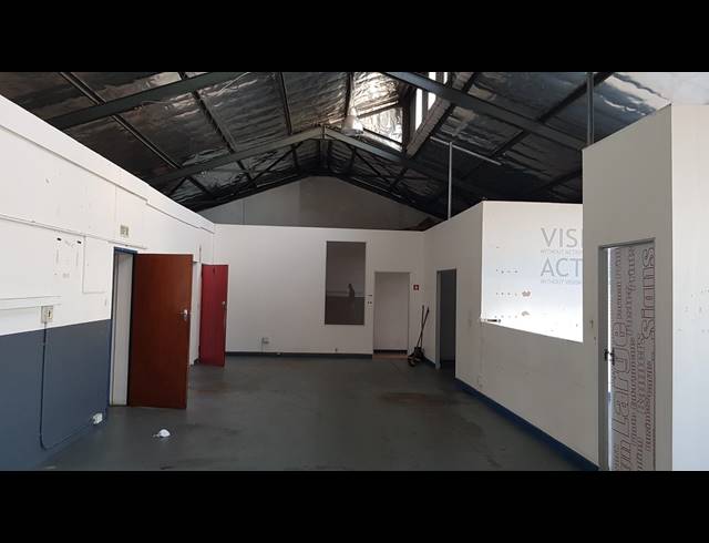 186M² FACTORY TO LET IN BELLVILLE CENTRAL